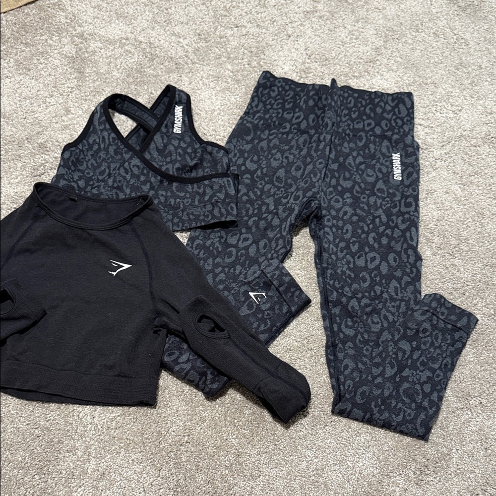Gymshark 3 piece set Black Leopard Active Set size small